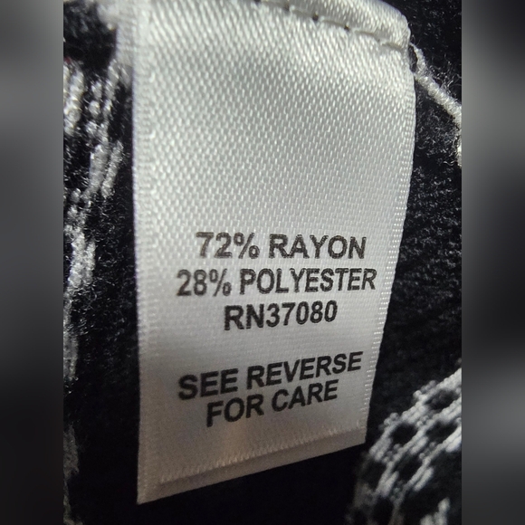 Women's Black/White Striped Skirt Size XL EST. 1945 - Picture 6 of 7